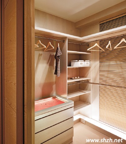 日式風格衣帽間