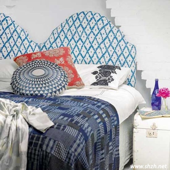 深藍(lán)色臥室